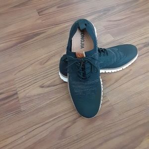 Youngjia Men's Oxford Black Walking Shoes